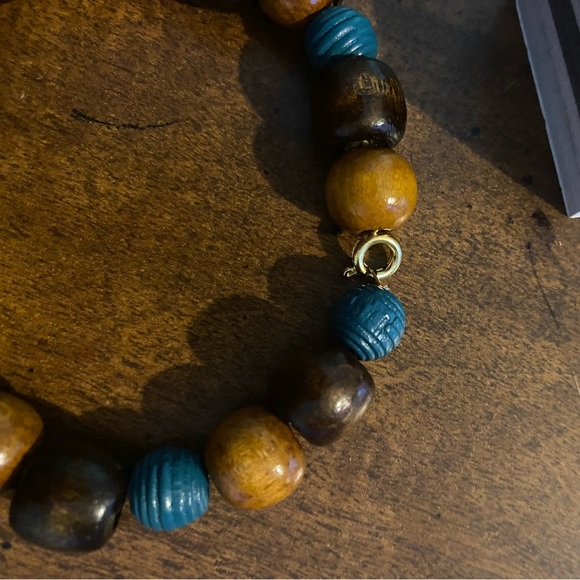 New Handcrafted Beaded Bracelet with A Charm - Picture 2 of 4